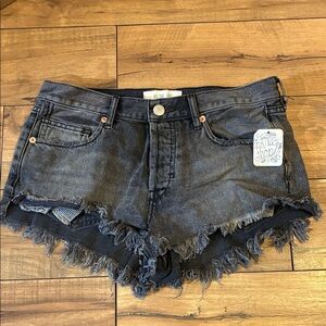 Free People Frayed Hem Washed Black Denim Shorts Summer Beach Jeans